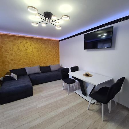 شقة Diamonds House 2 Lupeni  المظهر الخارجي الصورة
