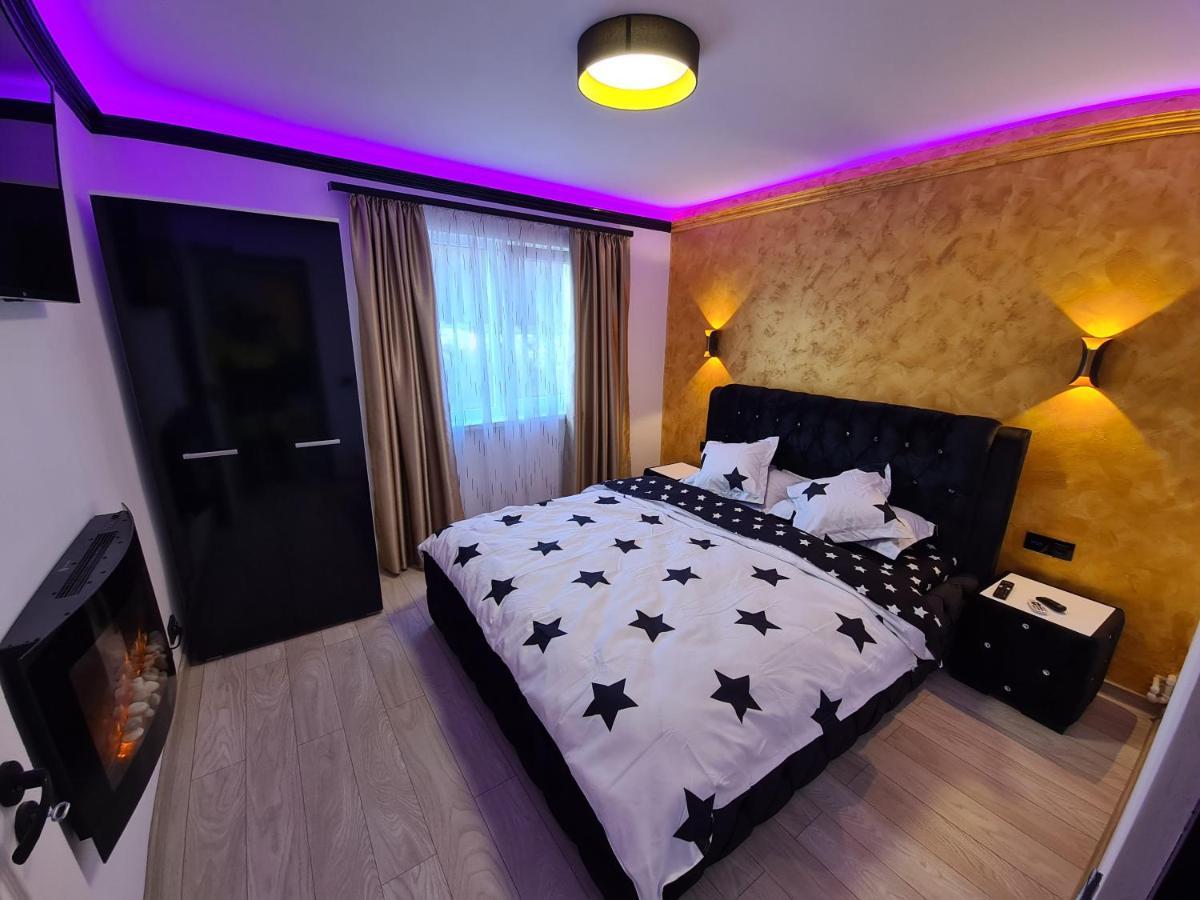 شقة Diamonds House 2 Lupeni  المظهر الخارجي الصورة